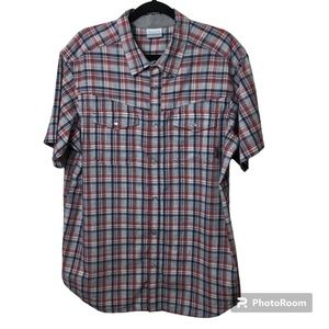 Columbia blue/red plaid short sleeve snap front shirt. Large
